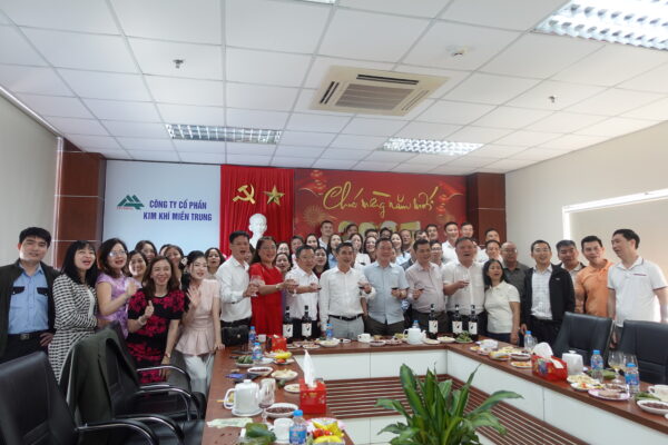 gặp mặt đầu năm