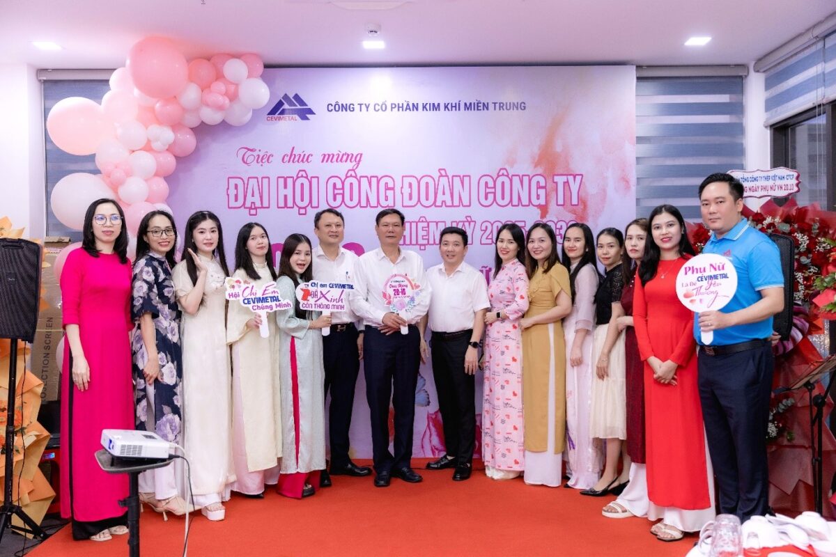 Ông Đỗ Đình Trường – Phó Chủ tịch Công đoàn TCty Thép Việt Nam - chúc mừng ngày 20/10 Ông Đỗ Đình Trường – Phó Chủ tịch Công đoàn TCty Thép Việt Nam - chúc mừng ngày 20/10