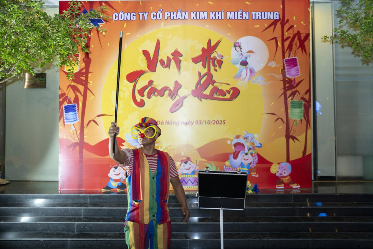 Xiếc, ảo thuật bất ngờ thú vị